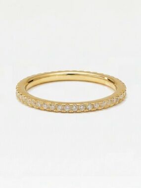 The M Essential Pave' Band